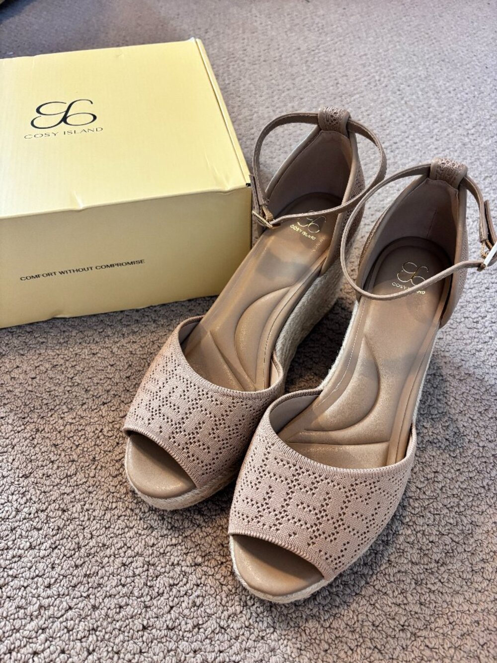 Cosy Island Commute Espadrilles Round Toe Wedge Sandal BNWT Size 7.5